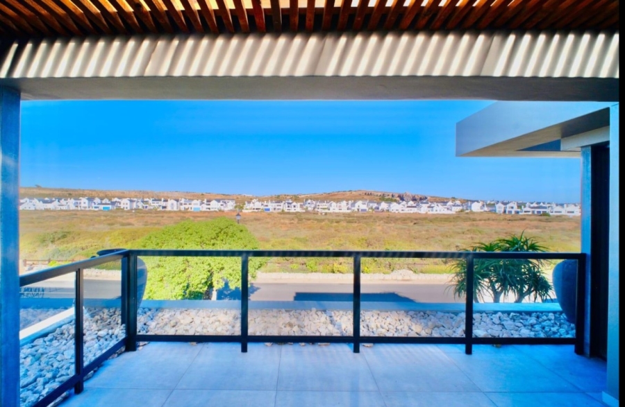 3 Bedroom Property for Sale in Calypso Beach Western Cape